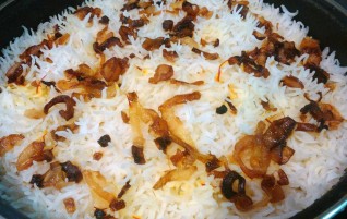 Biryani de pollo